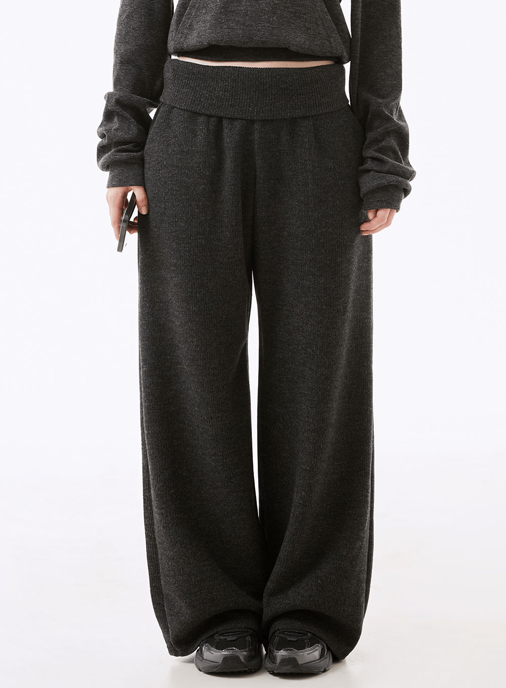 소마틱 폴딩 니트 밴딩팬츠