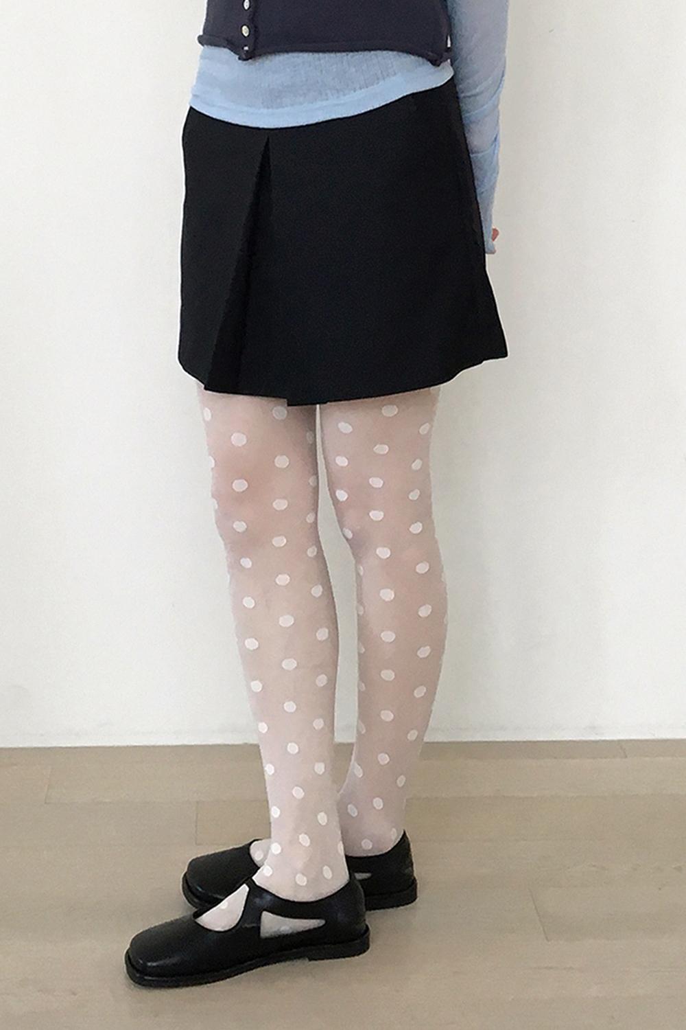 SHEER DOT STOCKINGS