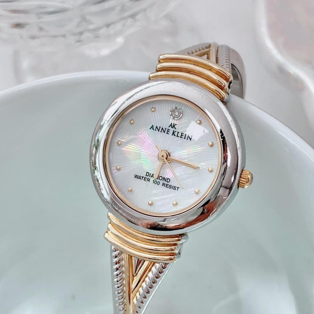 [중고] ANNE KLEIN 다이아몬드 악센트 트위스트 투톤 빈티지 메탈 시계