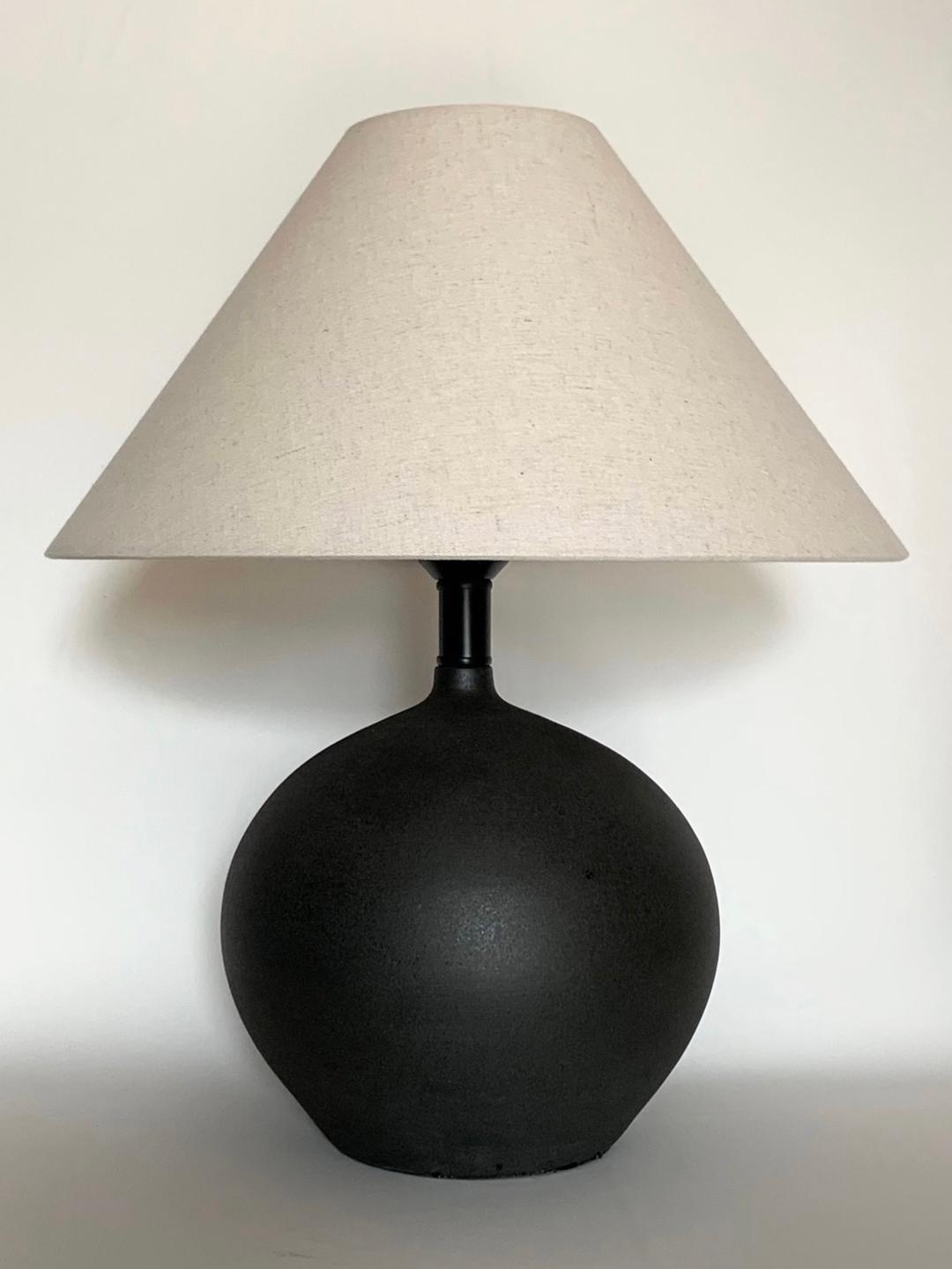 Round Ceramic Table Lamp