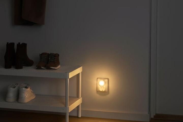 뫼르크레드 센서등 LED 조명 무드등 콘센트형 2개입