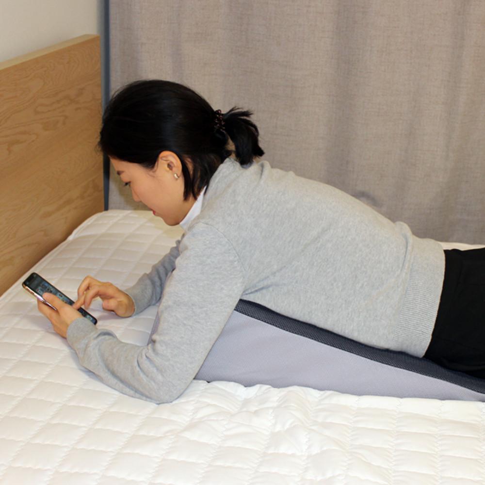 젠틀리머 폰쿠션 다리올리는쿠션 등받이 엎드려서 폰보기 역류성식도염 삼각쿠션