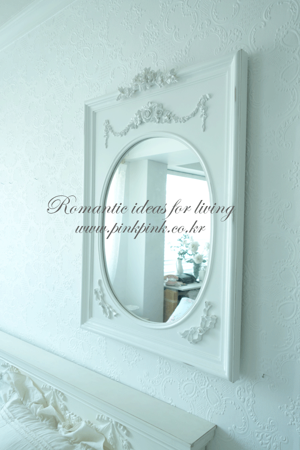 *율 리봉 아플리케 벽거울