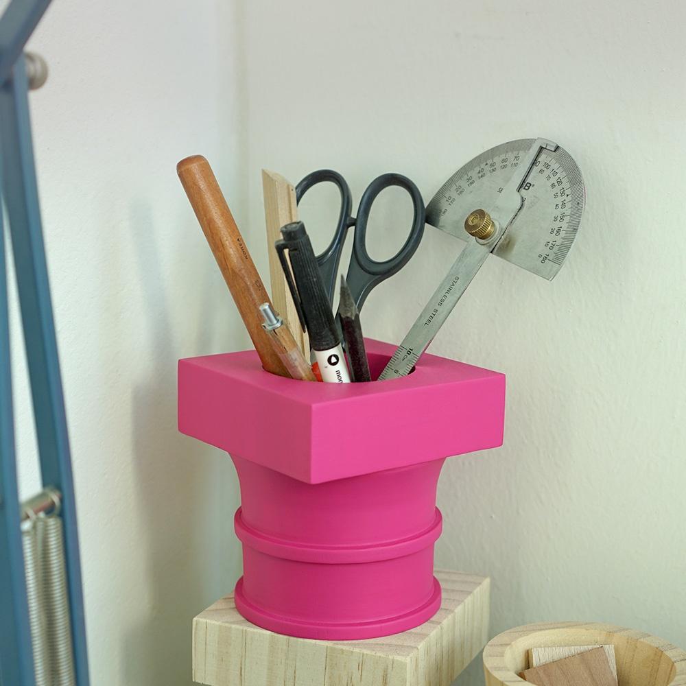 Post-Column Pencil Holder (Vivid Pink)