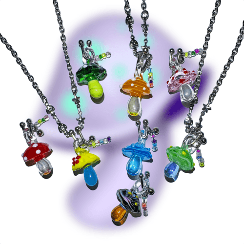 Trippy mushroom necklace.07 (8color)