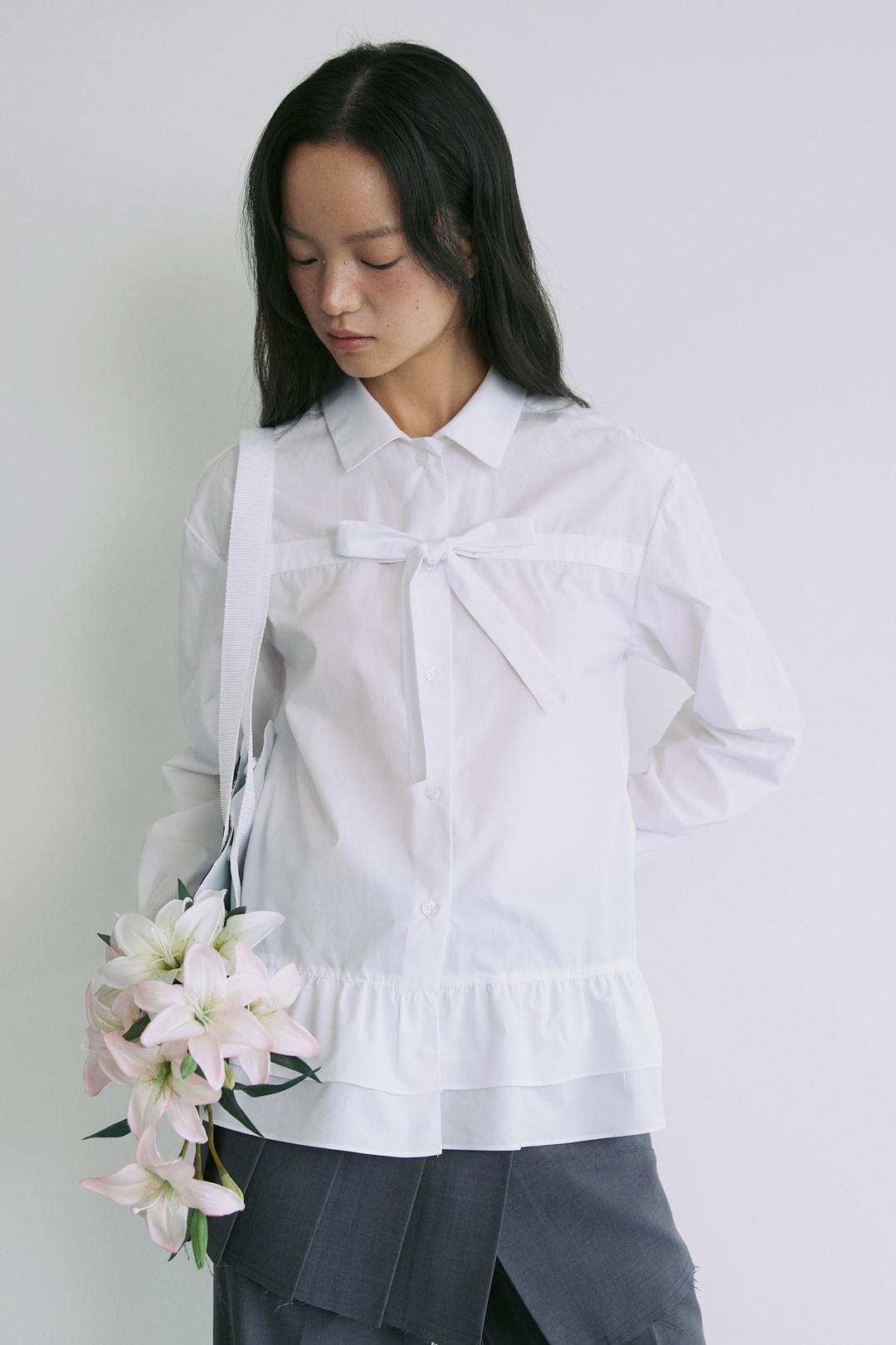 (4월 4일 순차배송) FRILL RIBBON SHIRT