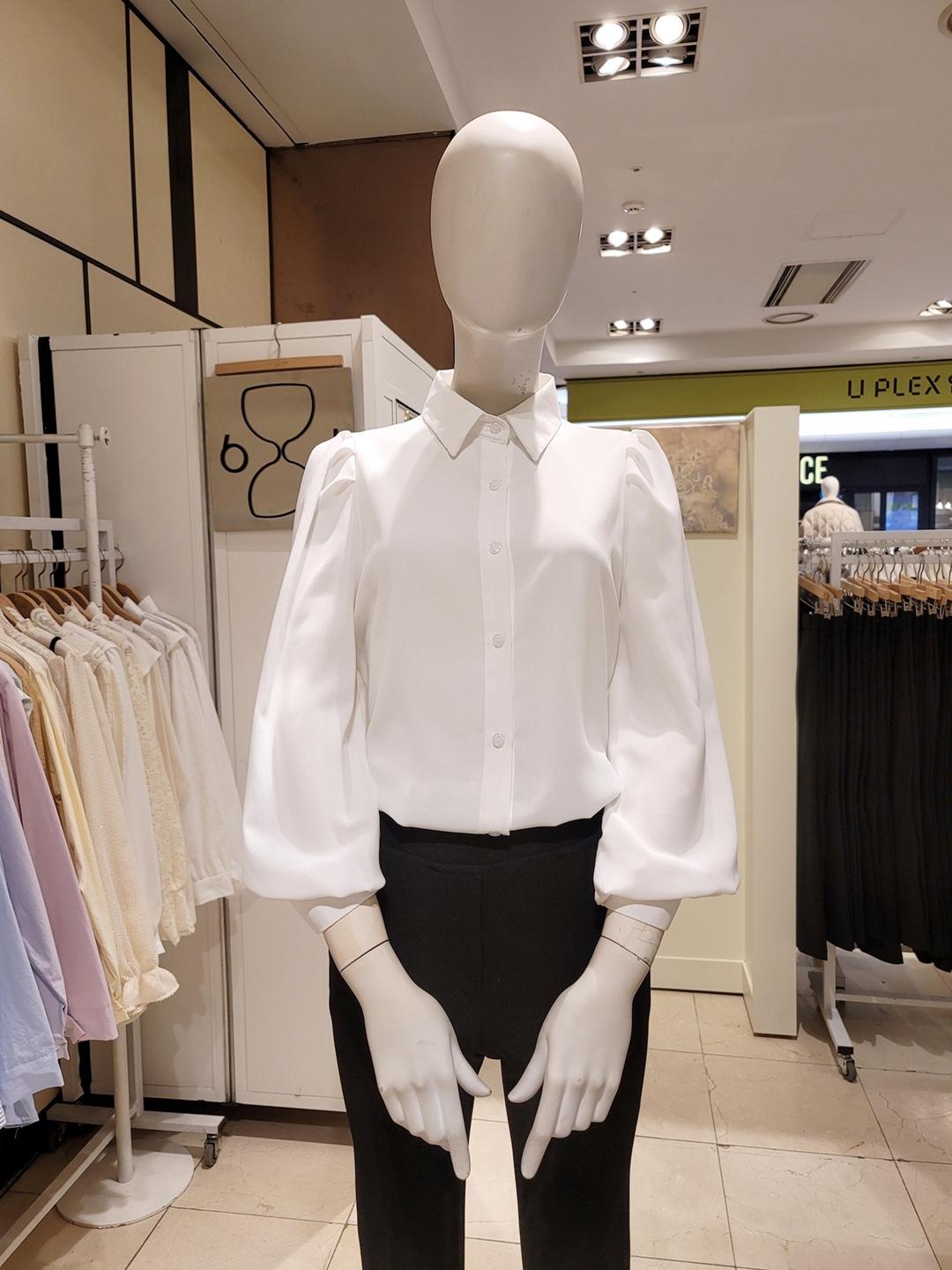 부루앤쥬디 벌룬퍼프블라우스 FGBOCBL004B
