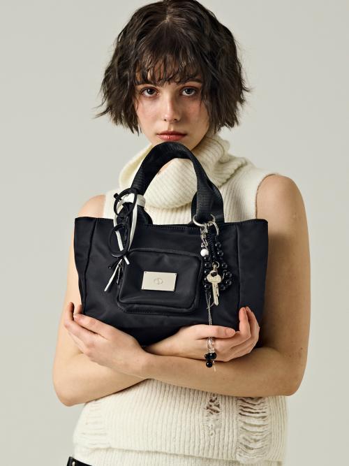 SYMBOL NYLON TOTE BAG [BLACK]