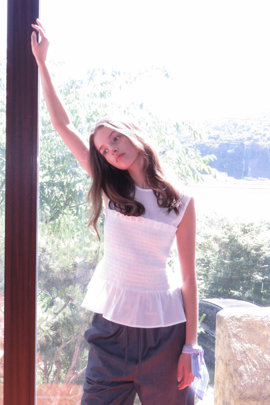 페어리 러플 나시 탑