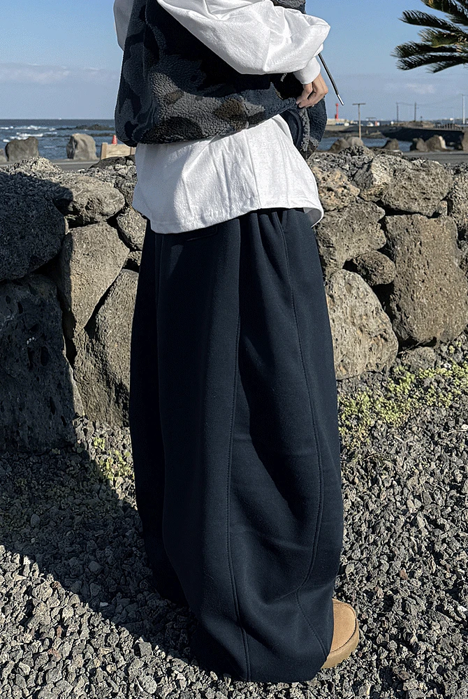 Houyhnhnm 기모 조거 스웻팬츠