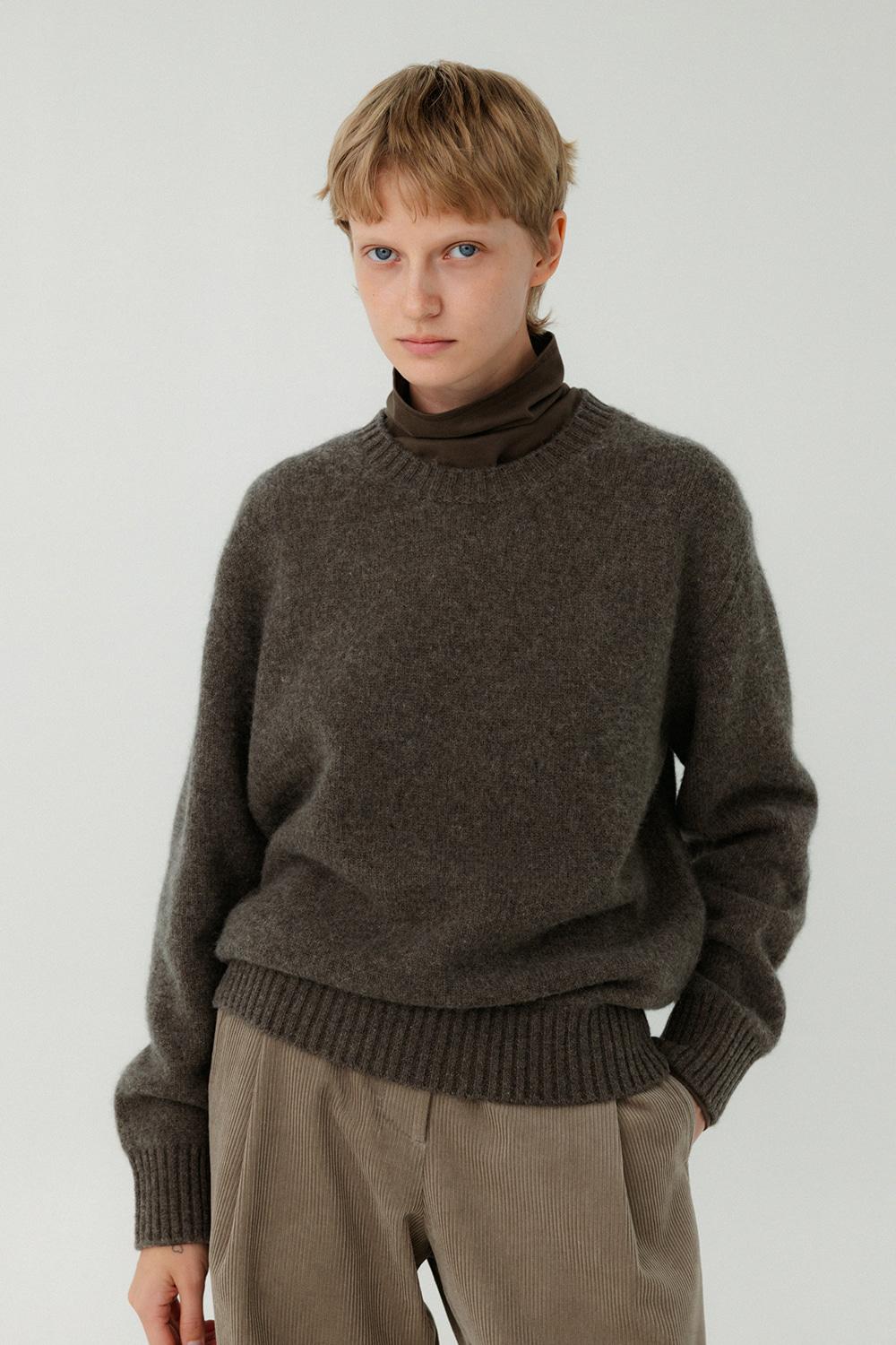 Winter Round-Neck Pull-Over_Brown