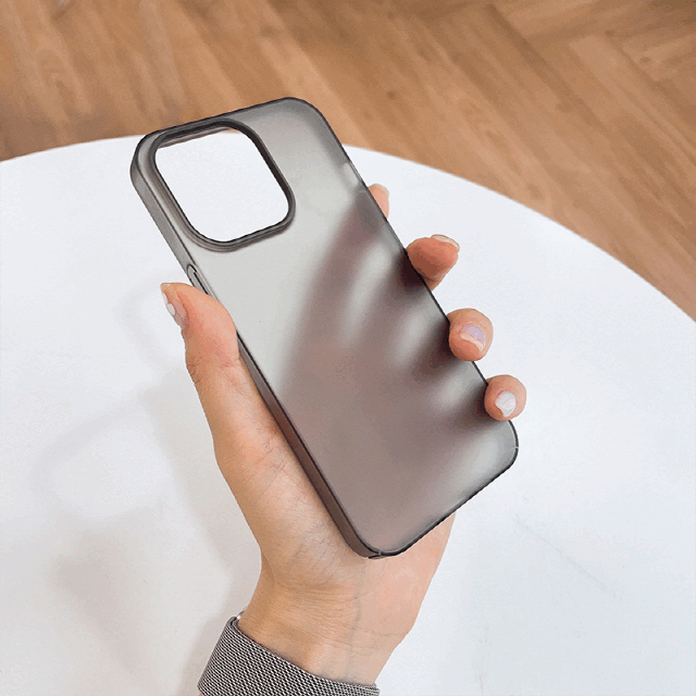 Super슬림❤반투명 블랙앤화이트 휴대폰 아이폰케이스[12 13 14 PRO MAX 프로맥스]