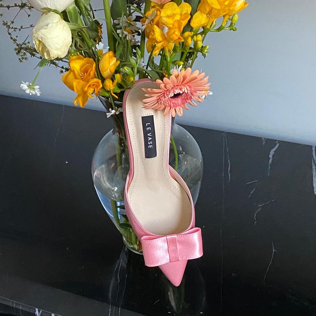 NEW VIVIAN ( PEONY )