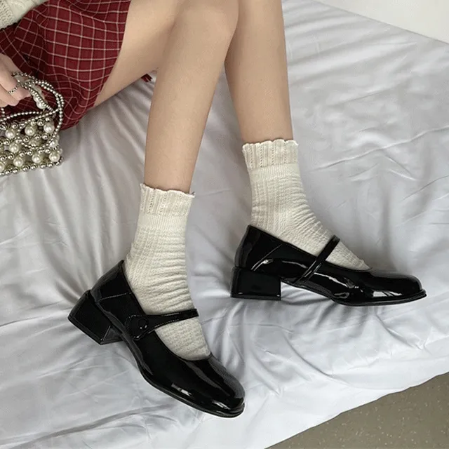 에나멜 버튼 플랫 (4cm)