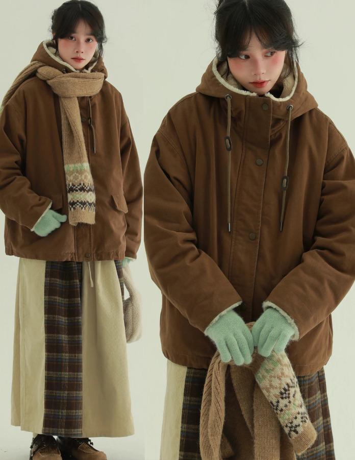 EPIC RARE "우드 하우스\" 페이크 퍼 워크 자켓 (2color)