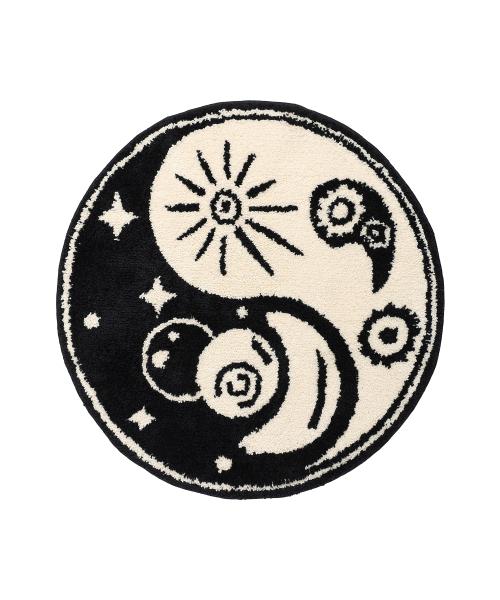 SPACE YIN YANG RUG WHITE