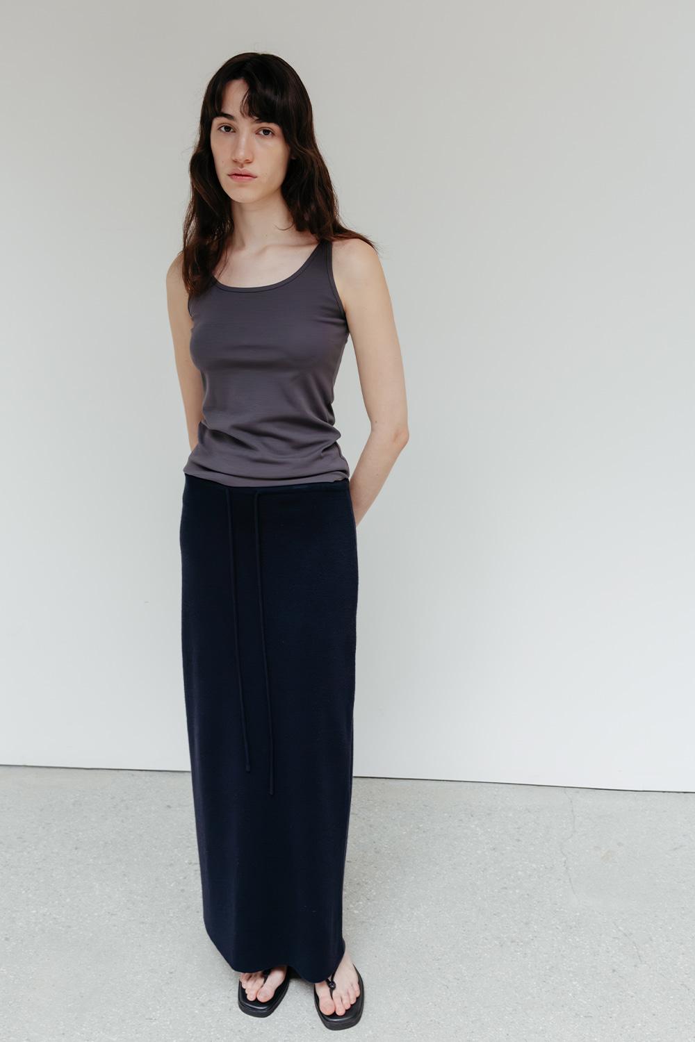 [5/8 예약배송] 90s U-Neck Sleeveless_Charcoal