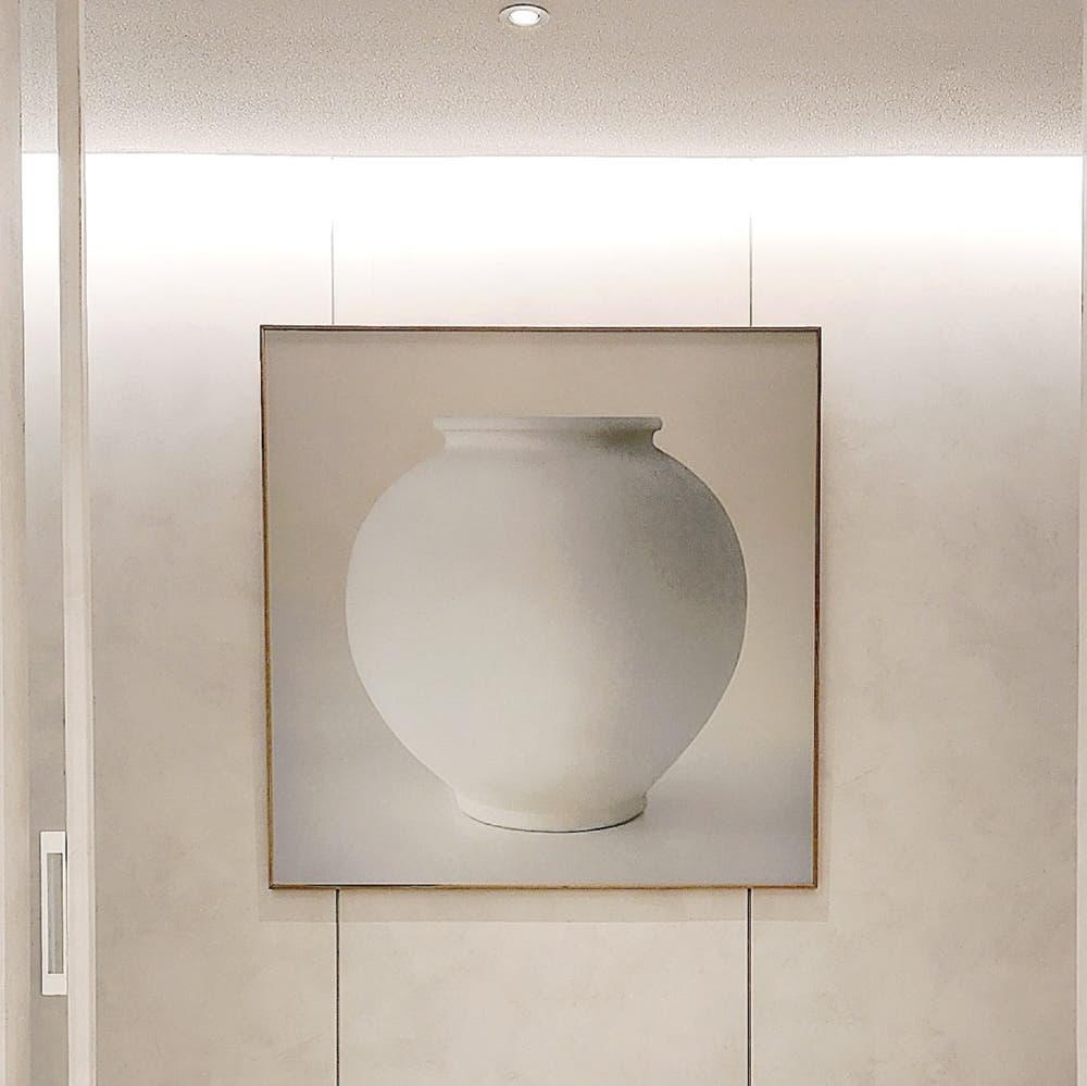 달항아리그림 기원 프리미엄 원목 액자 중형12호 50x50 돈들어오는 풍수 인테리어 선물