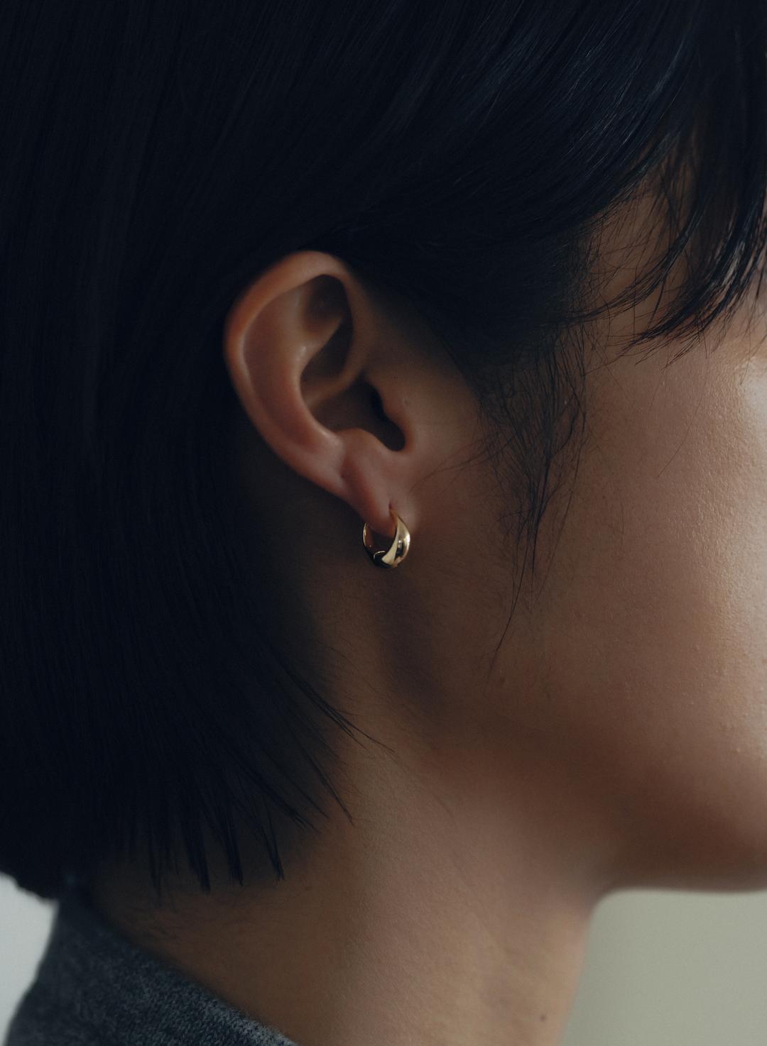 Small Crescent Hoops