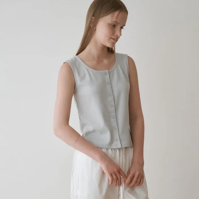 Nap button sleeveless (pale blue)