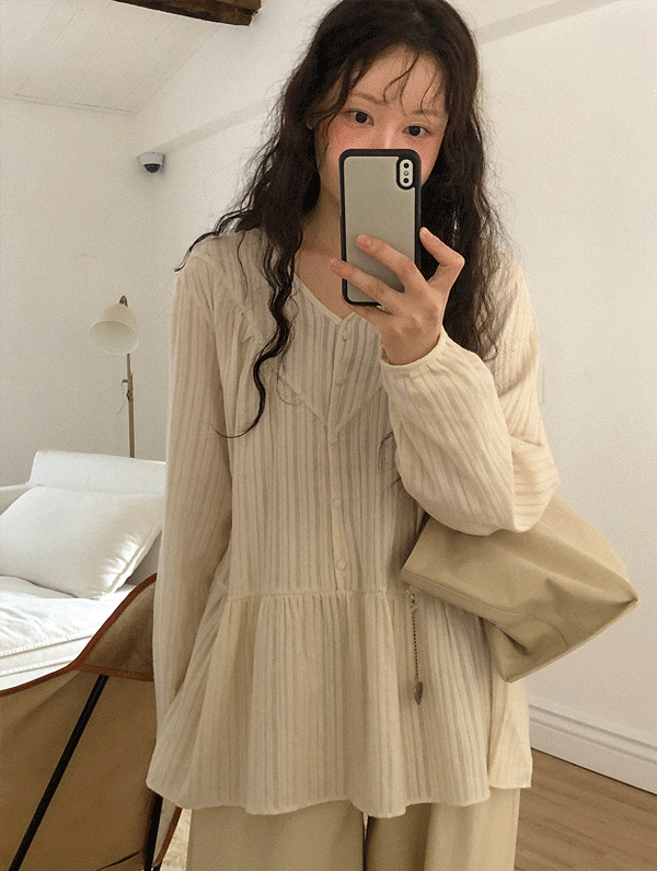 스프링콤마 [하객룩/겉기모] 멜로운 스트라이프플레어브이넥블라우스