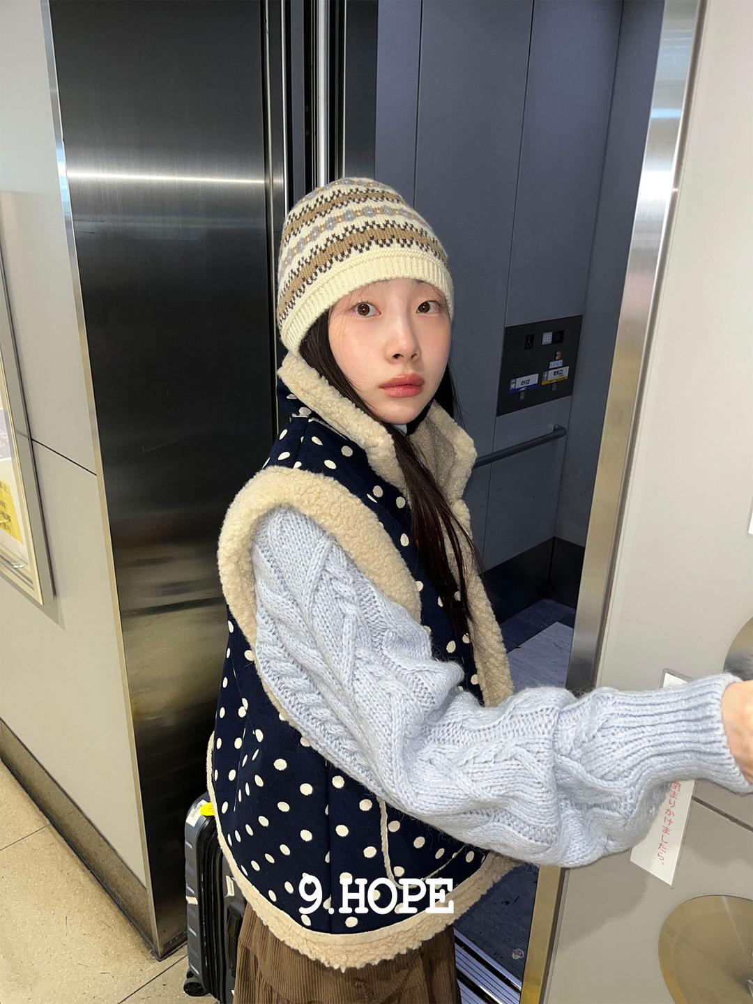 [9.hope] 도로시 무스탕 vest