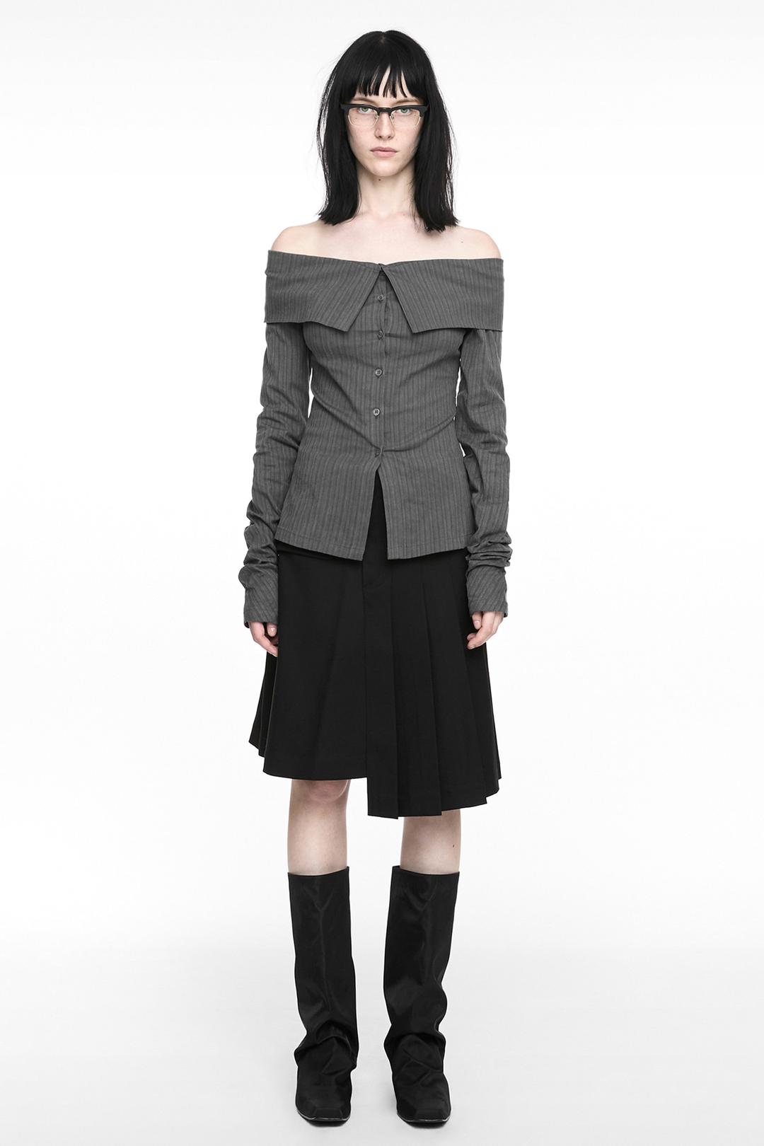 MAGNETIC PLEATED MIDI SKIRT BLACK