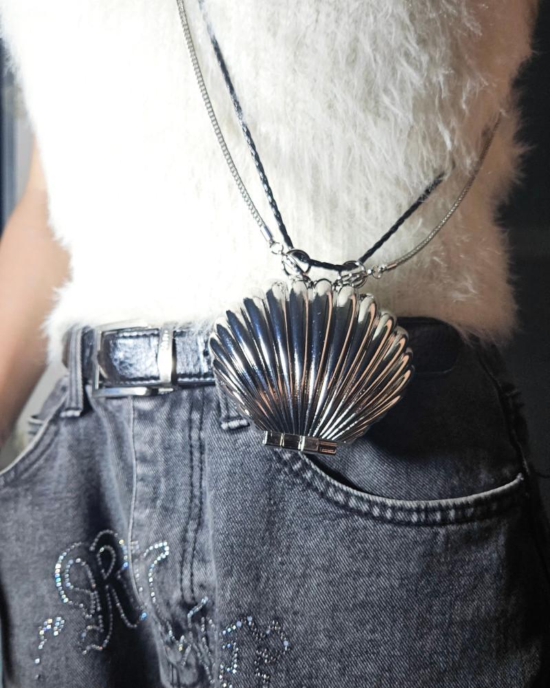 shell cross mini bag