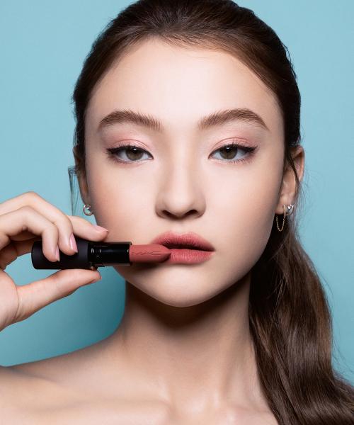 NEW 파우더 키스 헤이지 매트 립스틱 (+벨벳 하트 키링 증정)