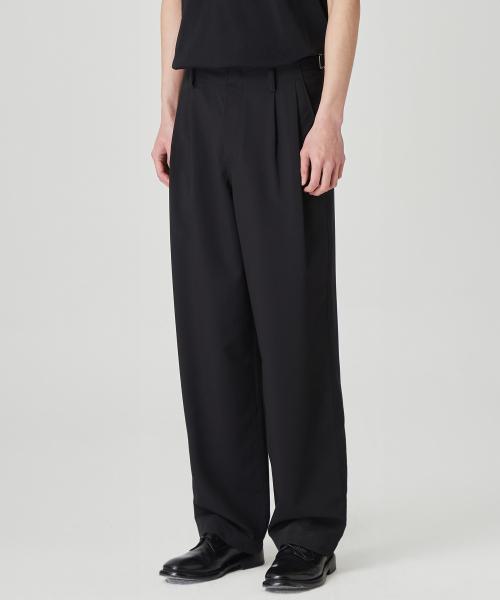 2플리츠 사이드 어드저스터 팬츠 BLACK