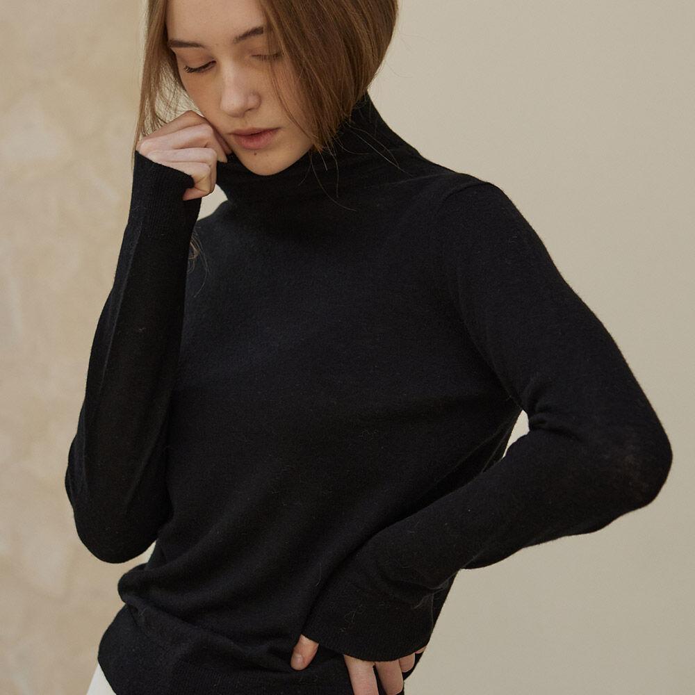 Cashmere Blended Basic Turtleneck