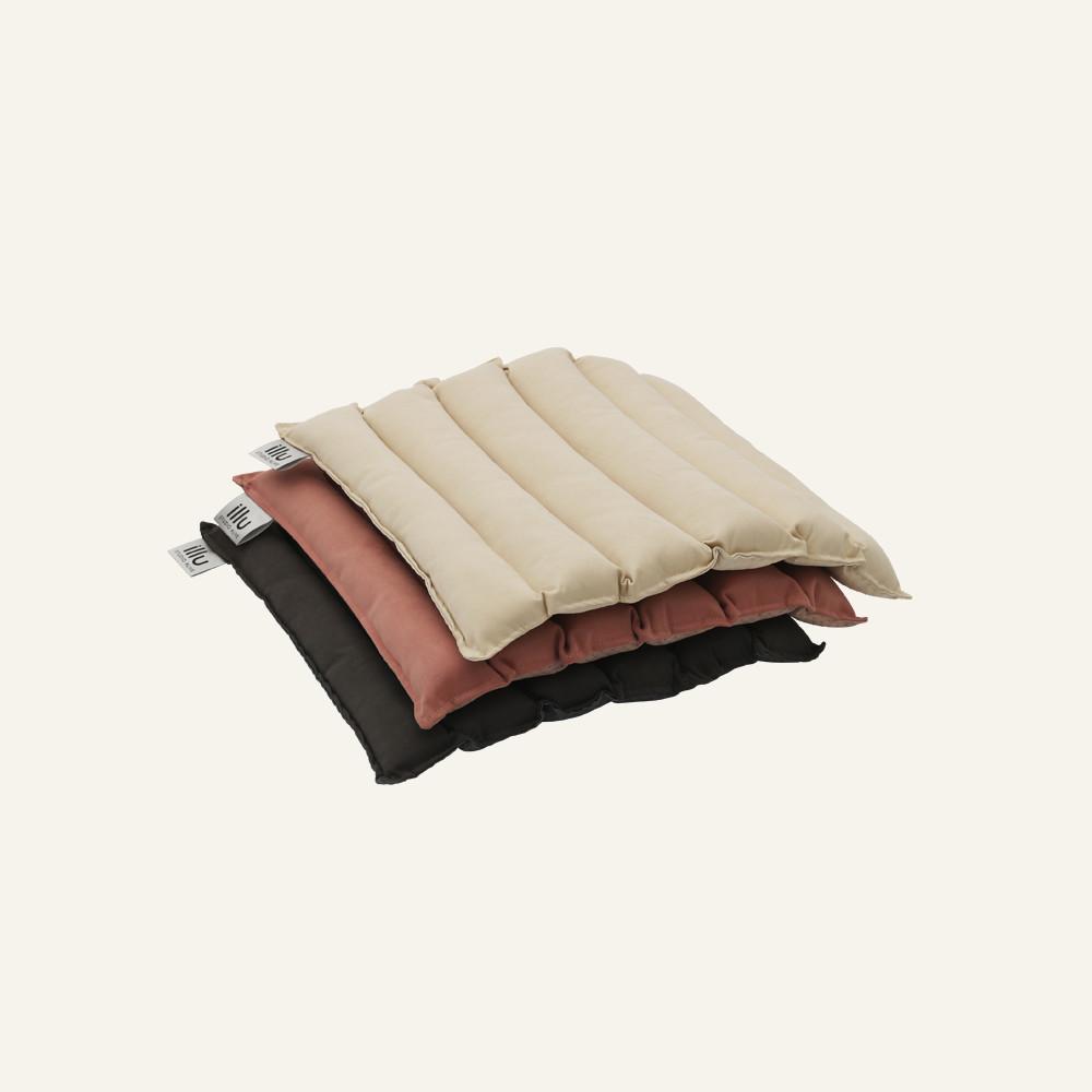 스튜디오 얼라이브 반려동물 스웨이드 누빔방석