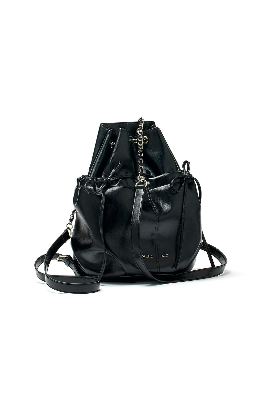 DRAW STRING RIBBON BACK PACK IN BLACK