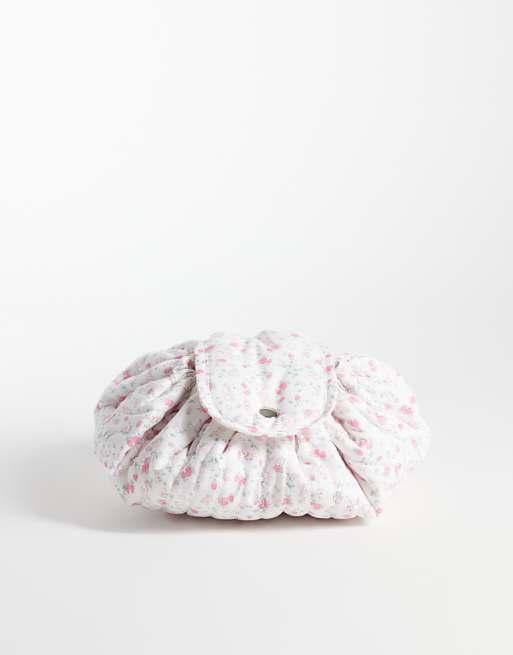 Hollister adjustable make up bag in pink floral