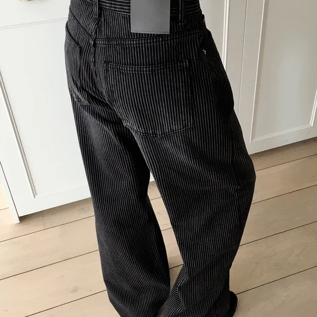 킬로 블랙 스트라이프 롱 와이드 데님 팬츠