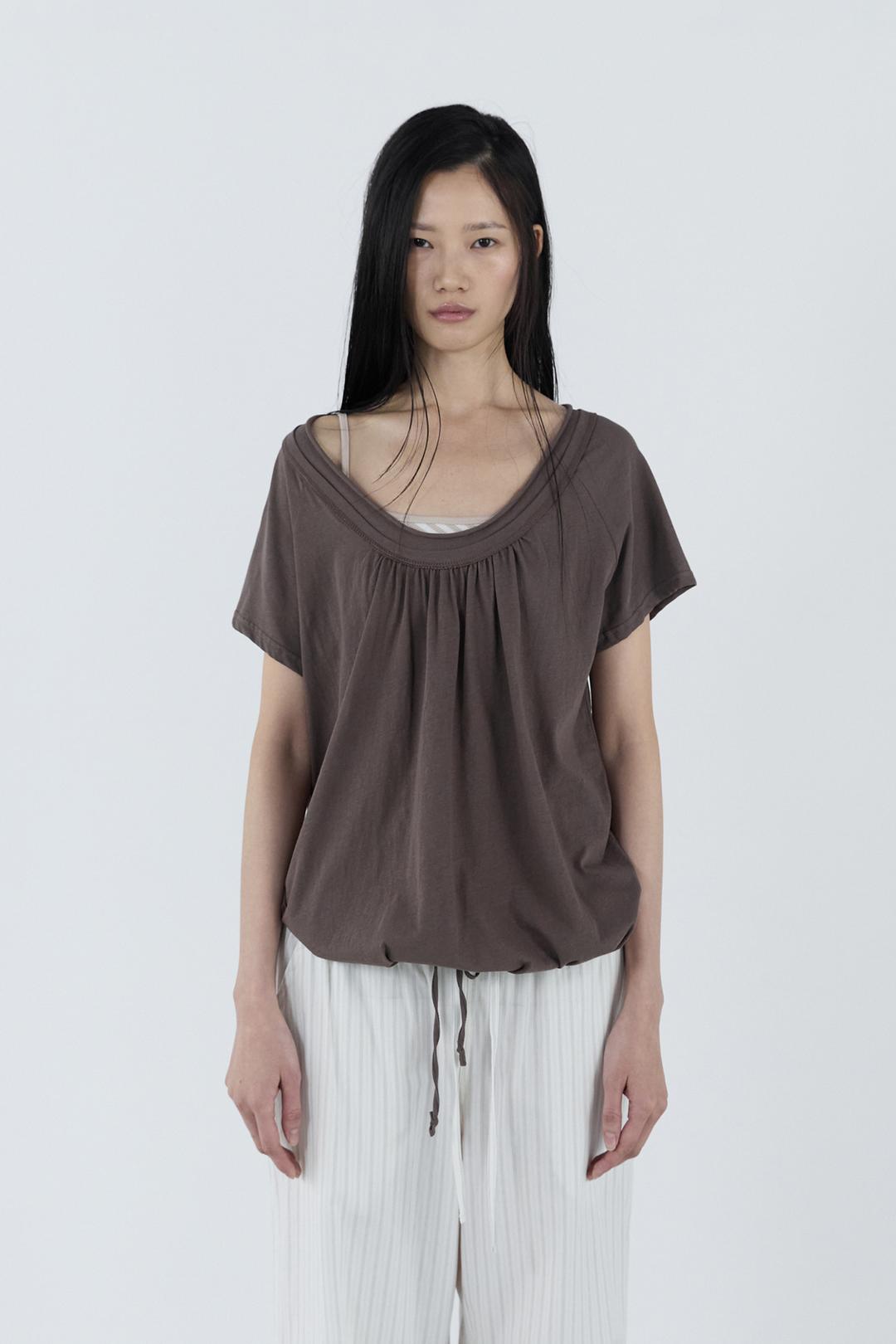 Round Drawstring Hem Top _ Brown