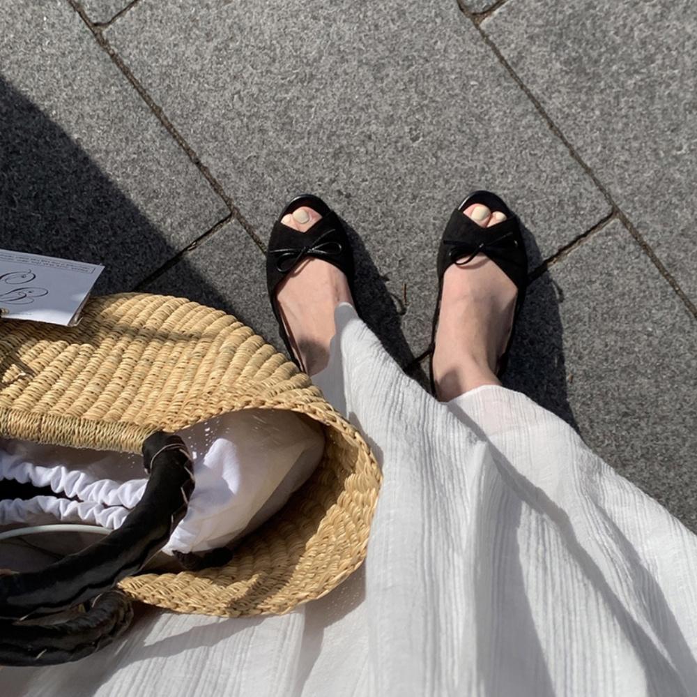 르라니 [베이지230, 블랙235/240 당일] 루디 리본 스웨이드 슬링백 샌들 여름 토오픈 슈즈 (2color)