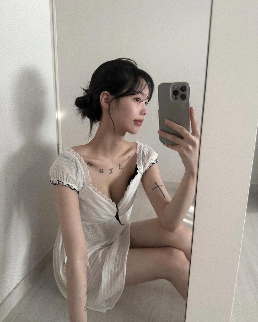 에블린 파피용 원피스 파자마