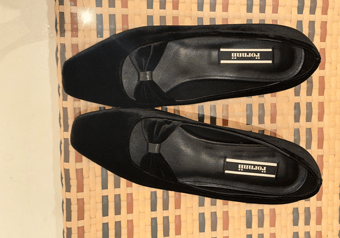 Pleatsbon Square Velvet Black 플리츠본 스퀘어 벨벳 블랙