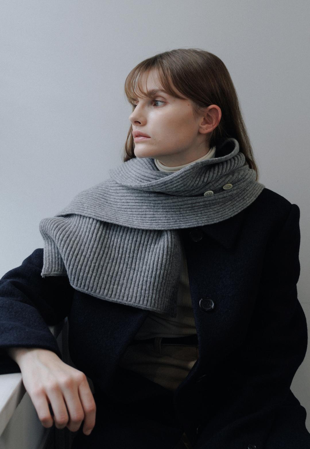 CAROLYN WOOL KNIT MUFFLER (GREY)