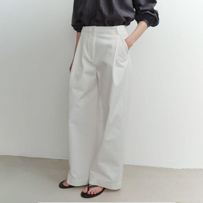 SIDE TUCK PANTS (WHITE)