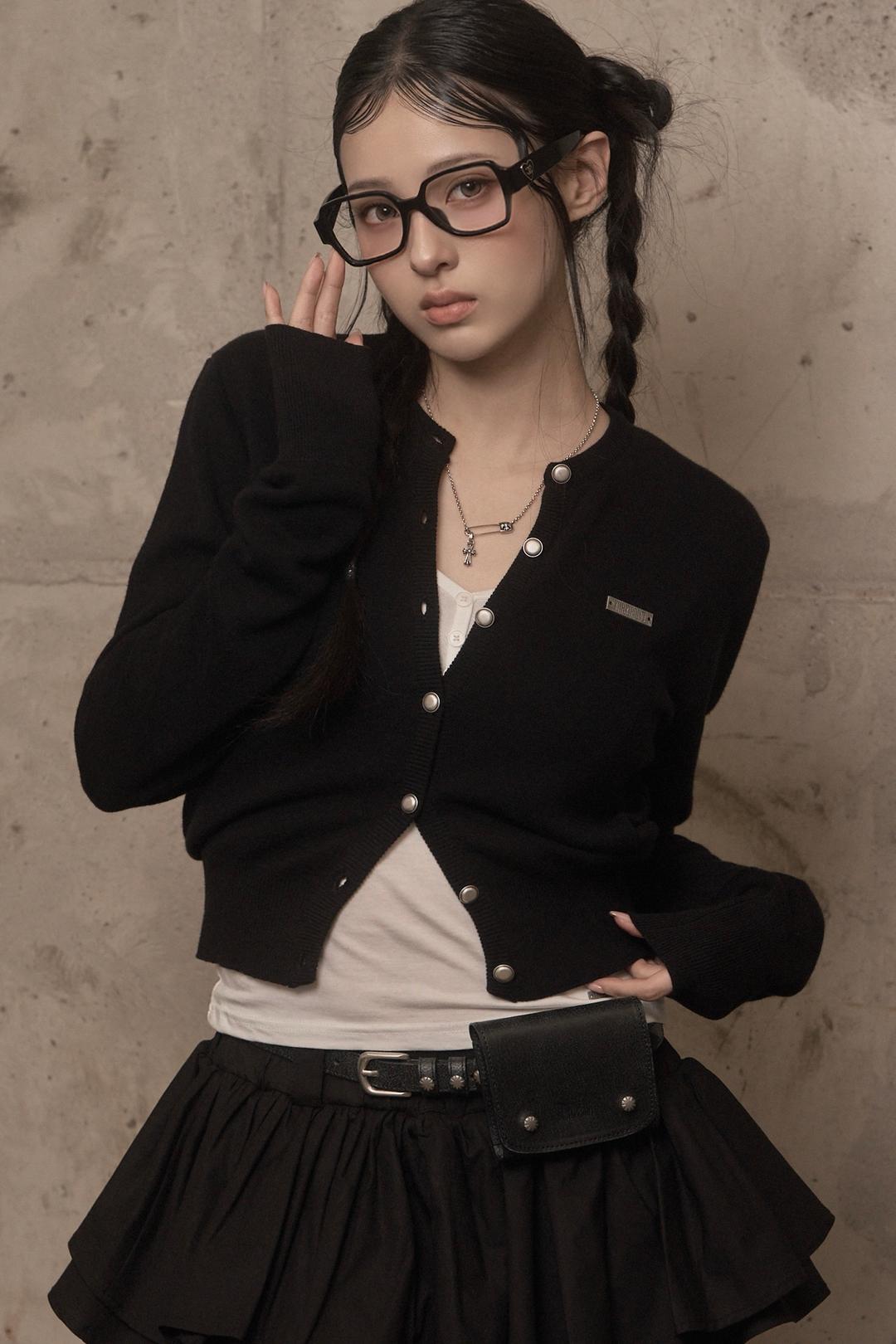 Signature Knit Cardigan (black)