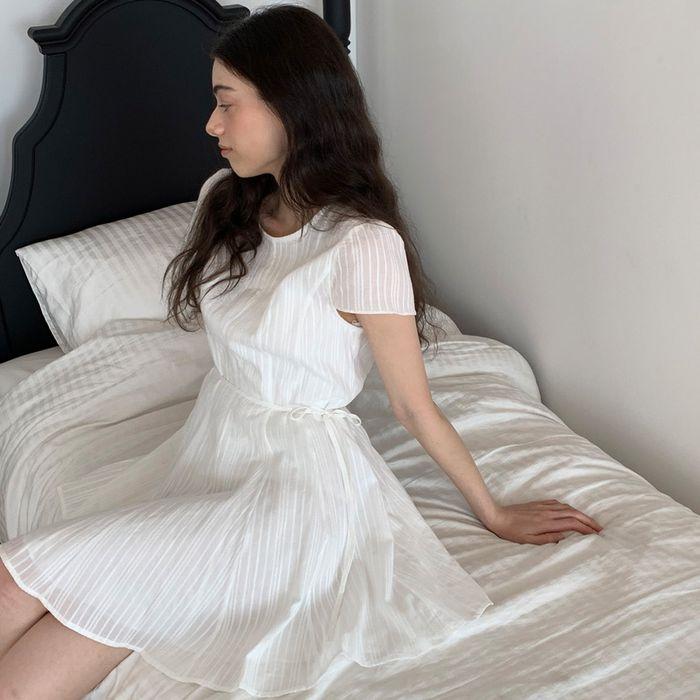 Wendy Dress / White