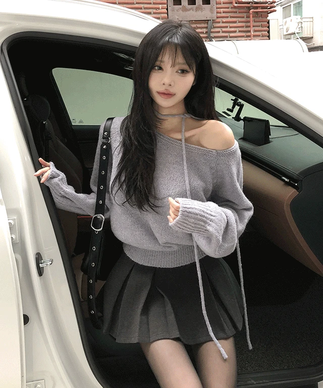 [여리여리🤎발레코어🩰] 라엔느 리본 타이 겨울 가을 입술넥 오프숄더 긴팔 니트 / 데이트룩 연말룩 클래식블랑