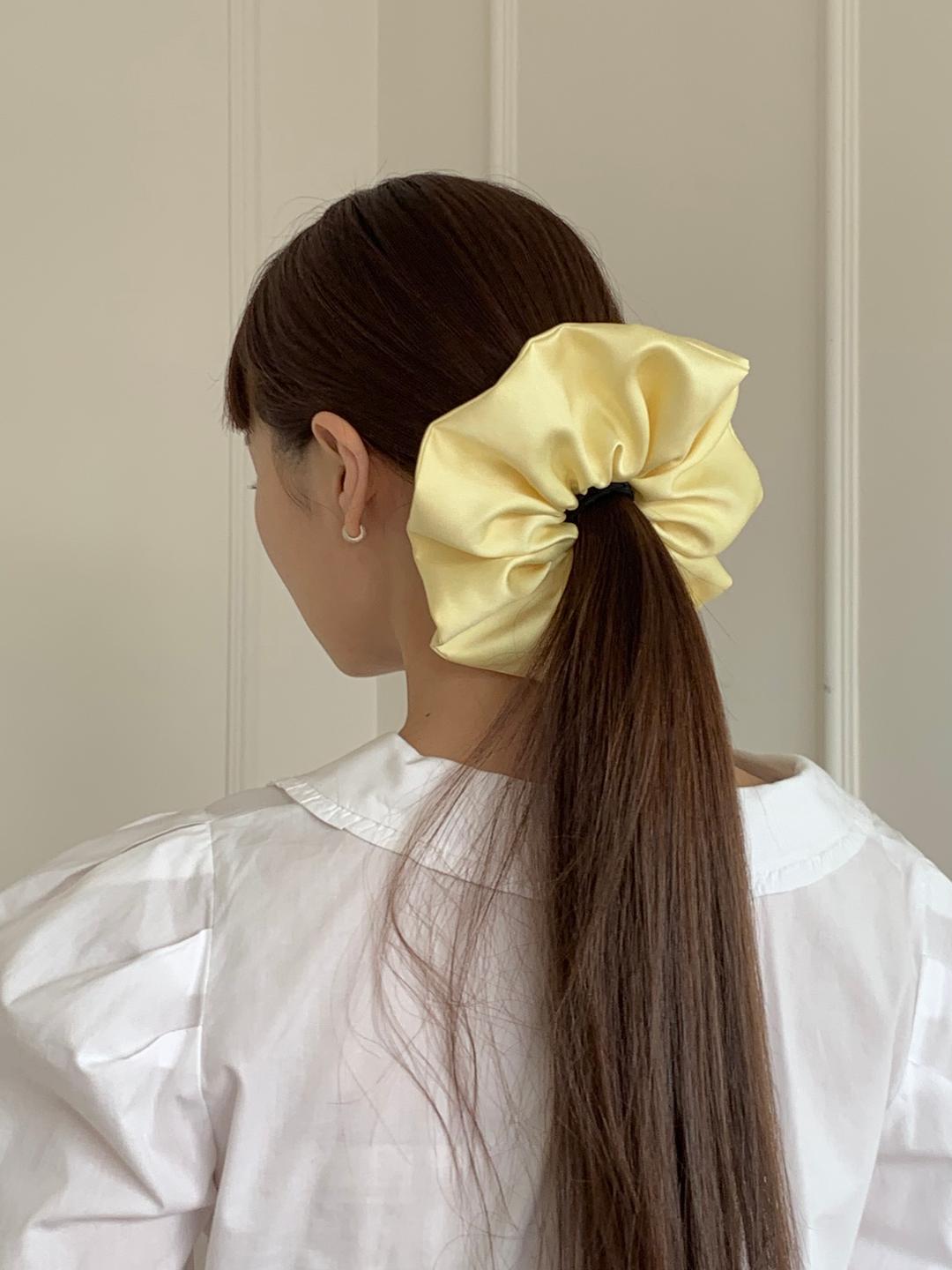 Mikado Scrunchie (Lime)
