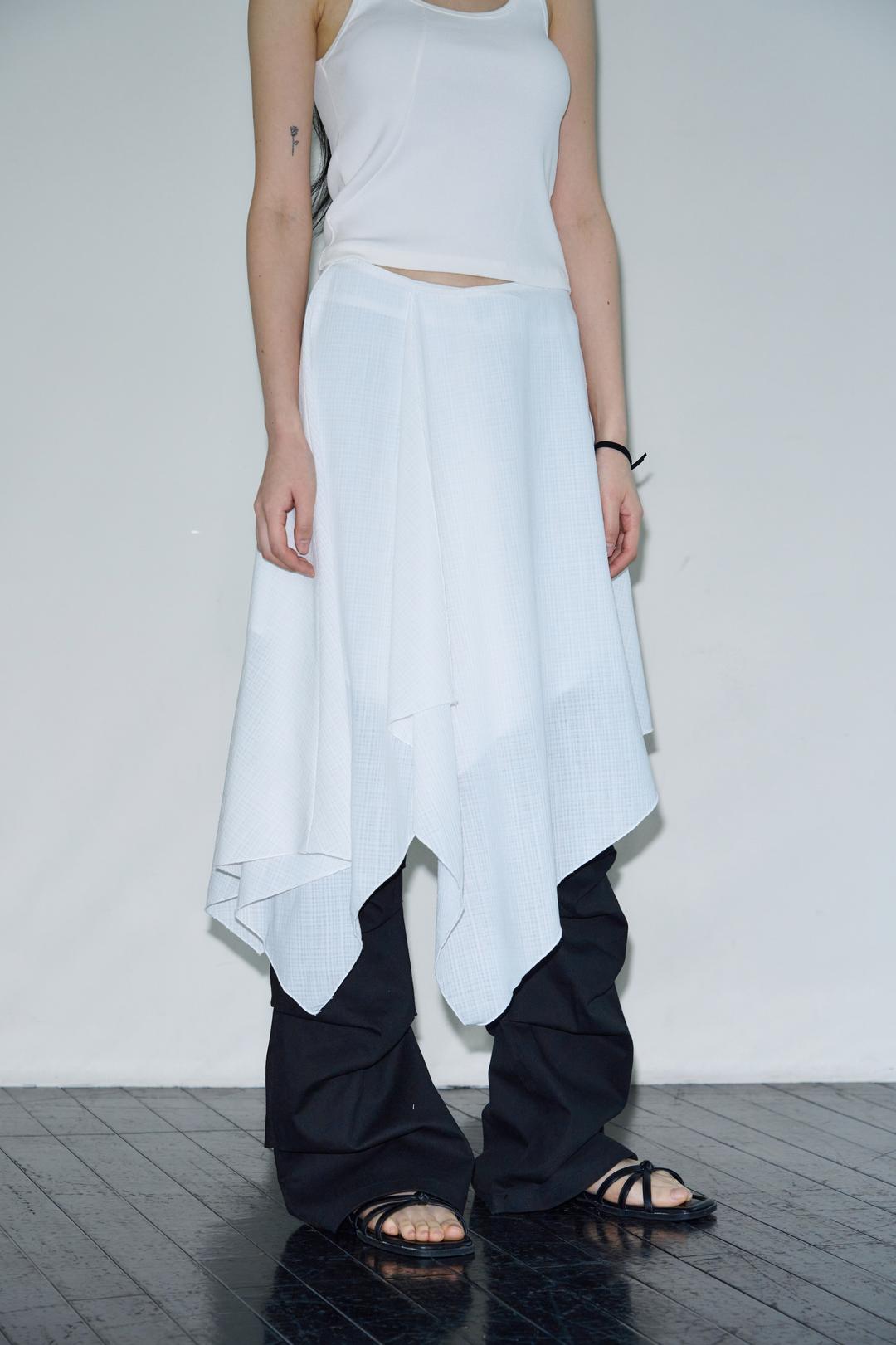 UNBALANCE SEERSUCKER MIDI SKIRT / IVORY