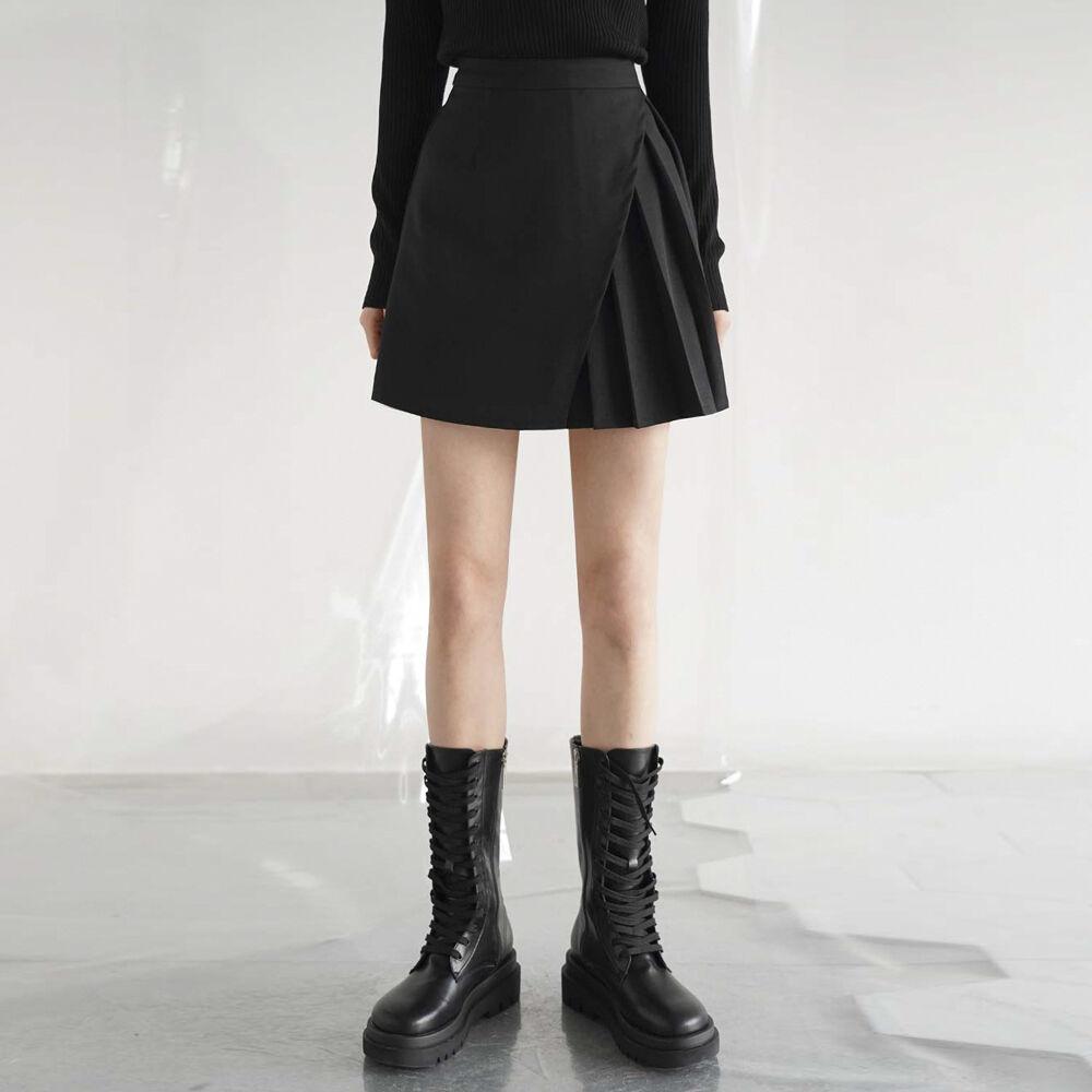 HALF PLEATS MINI SKIRT BLACK