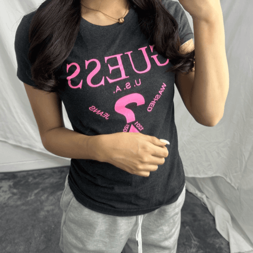 게스 빅로고 여성 반팔티셔츠