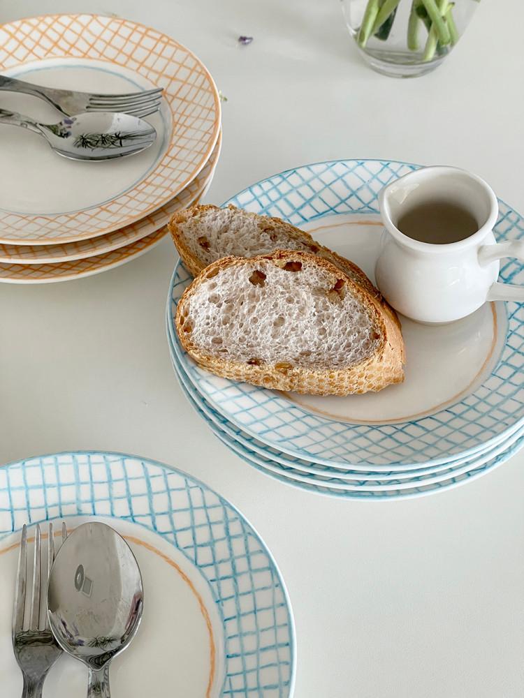 눌세라믹 프렌치첵첵 플레이트 귀여운 체크패턴 접시 카페 홈카페 그릇 (Sky blue)
