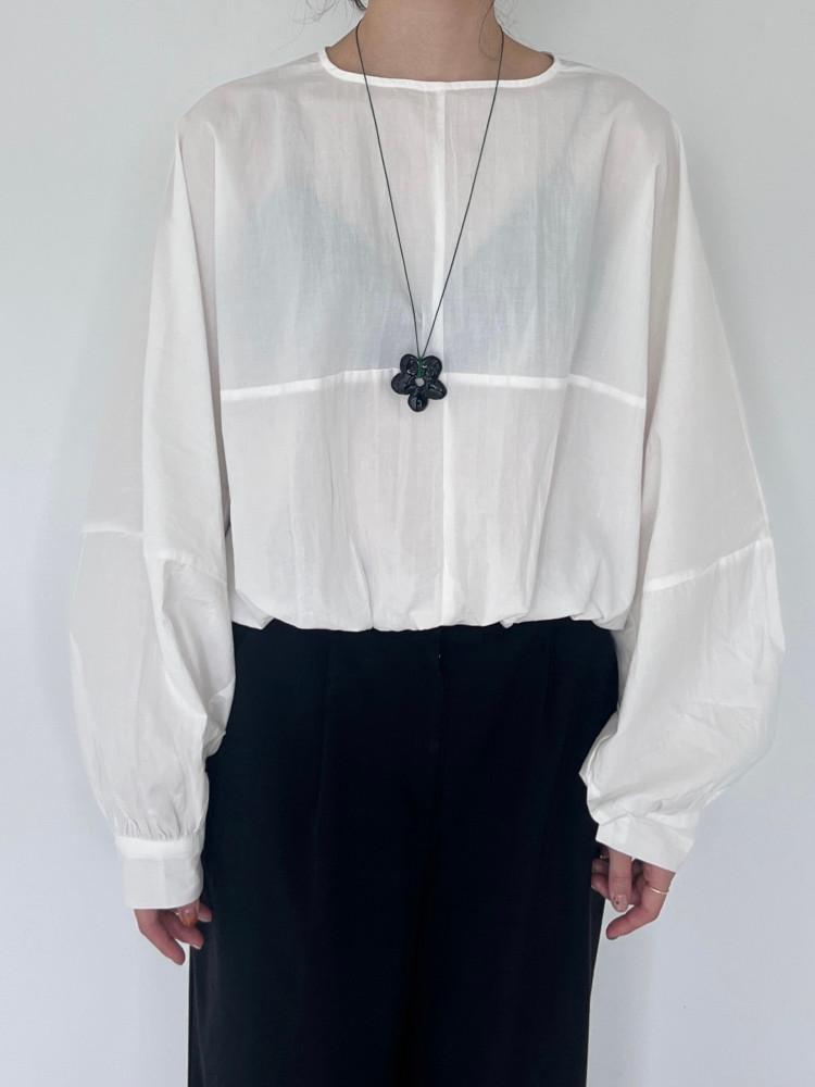 크롭 절개 블라우스 (3color)